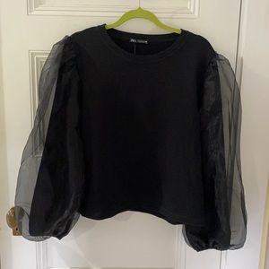 NWT Zara puff sleeve black sweatshirt